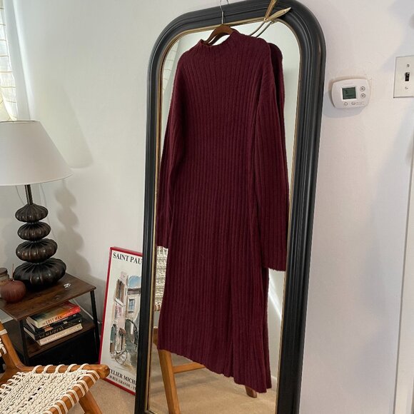AERIE BUTTERCREAM fuzzy royal berry midi SWEATER DRESS size medium - Picture 1 of 6